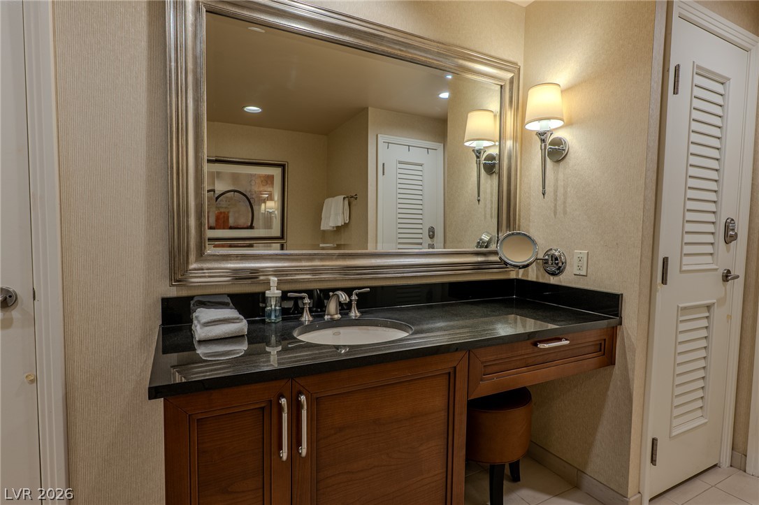 Photo 35 of 61, 135 E Harmon Avenue #3214