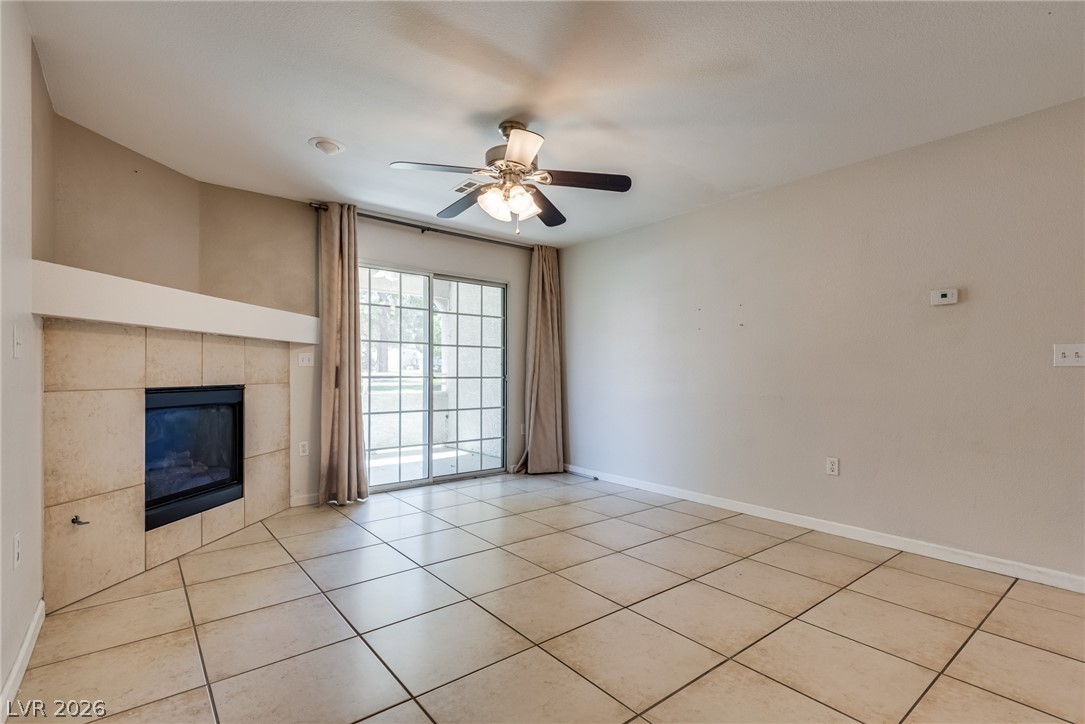 Photo 17 of 30, 8452 Boseck Drive #130