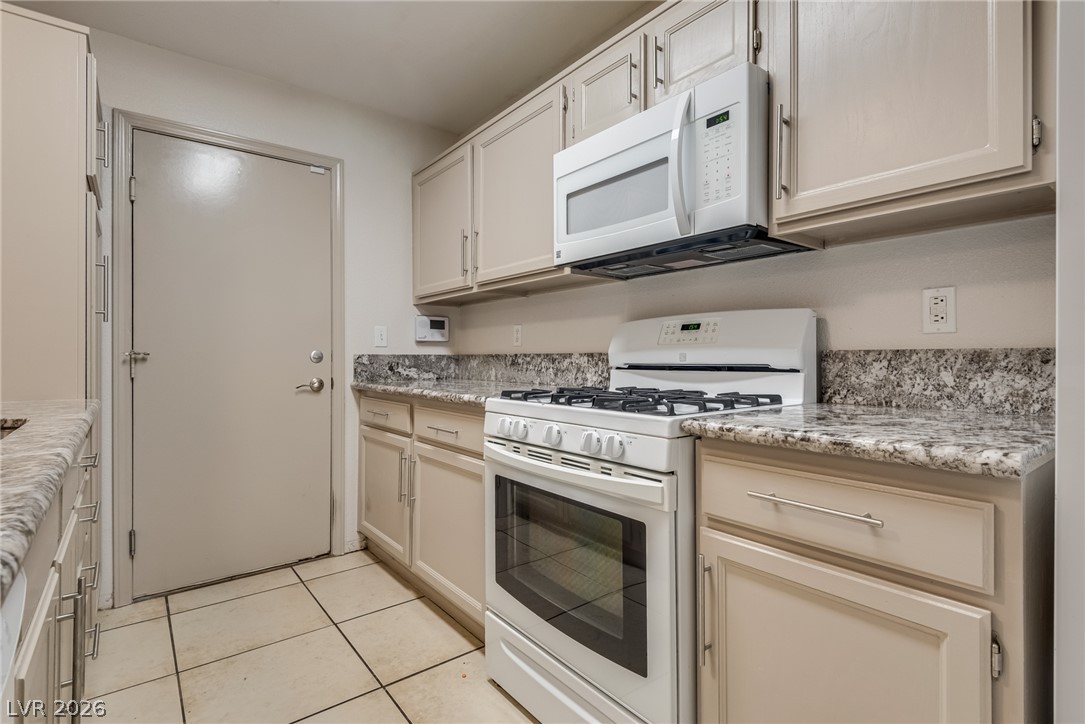 Photo 20 of 30, 8452 Boseck Drive #130