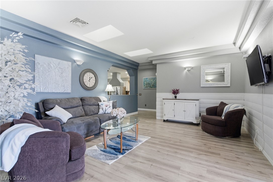 Photo 5 of 5624 Burdel Street