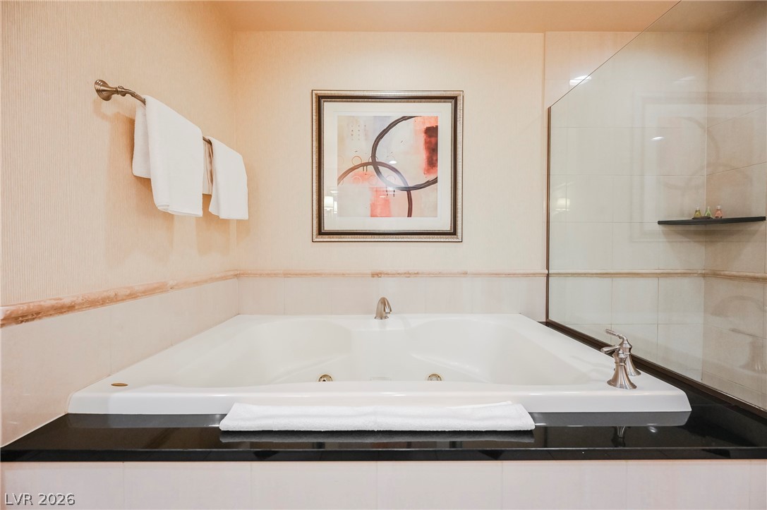 Photo 31 of 43, 145 HARMON Avenue #1021