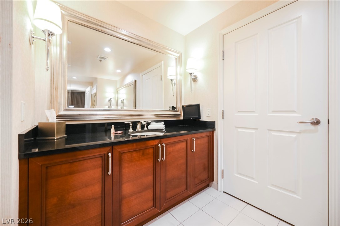 Photo 35 of 43, 145 HARMON Avenue #1021