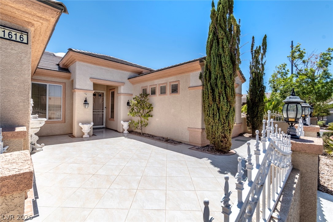 Photo 2 of 1616 Bontemps Court
