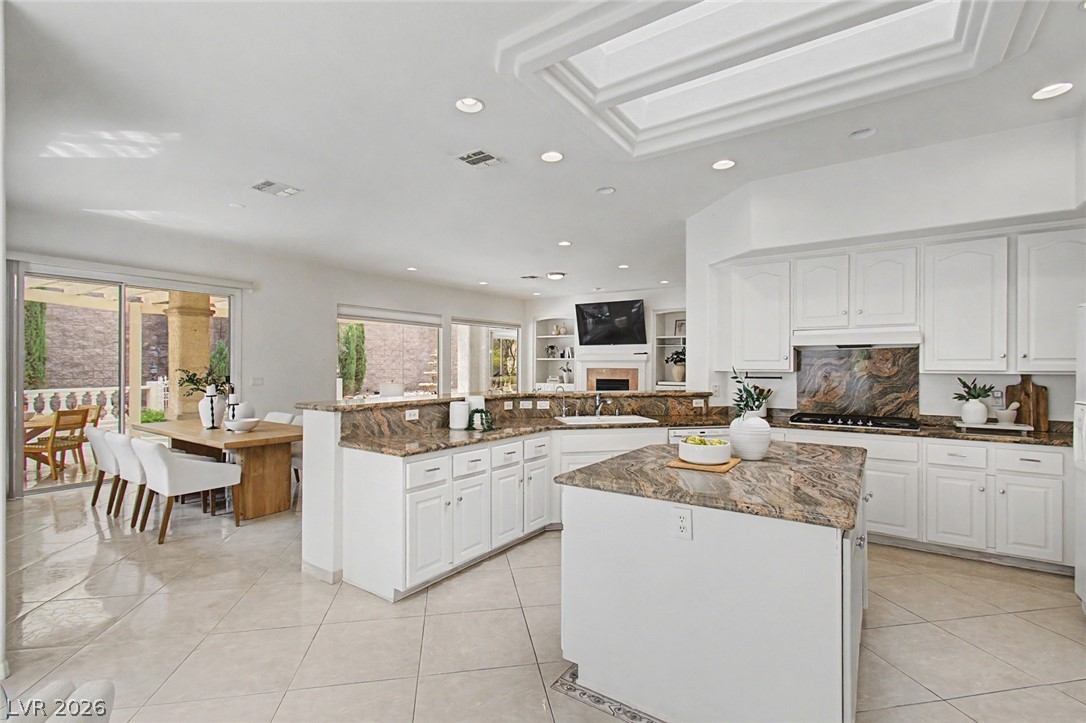 Photo 6 of 59, 1616 Bontemps Court