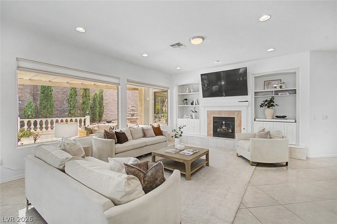 Photo 4 of 1616 Bontemps Court
