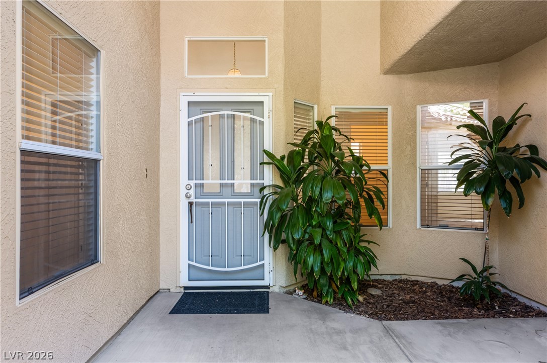 Photo 10 of 46, 792 Capri Drive
