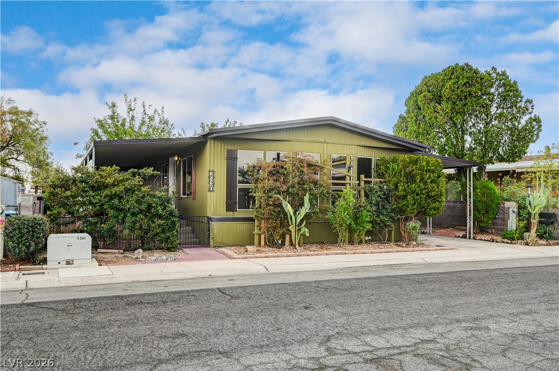 3530 Katmai Drive, Las Vegas 89122