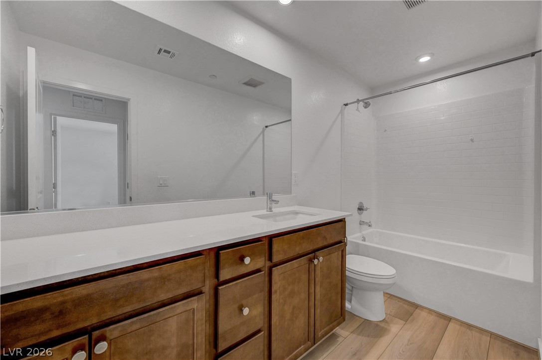 Photo 14 of 35, 2540 Catallo Street