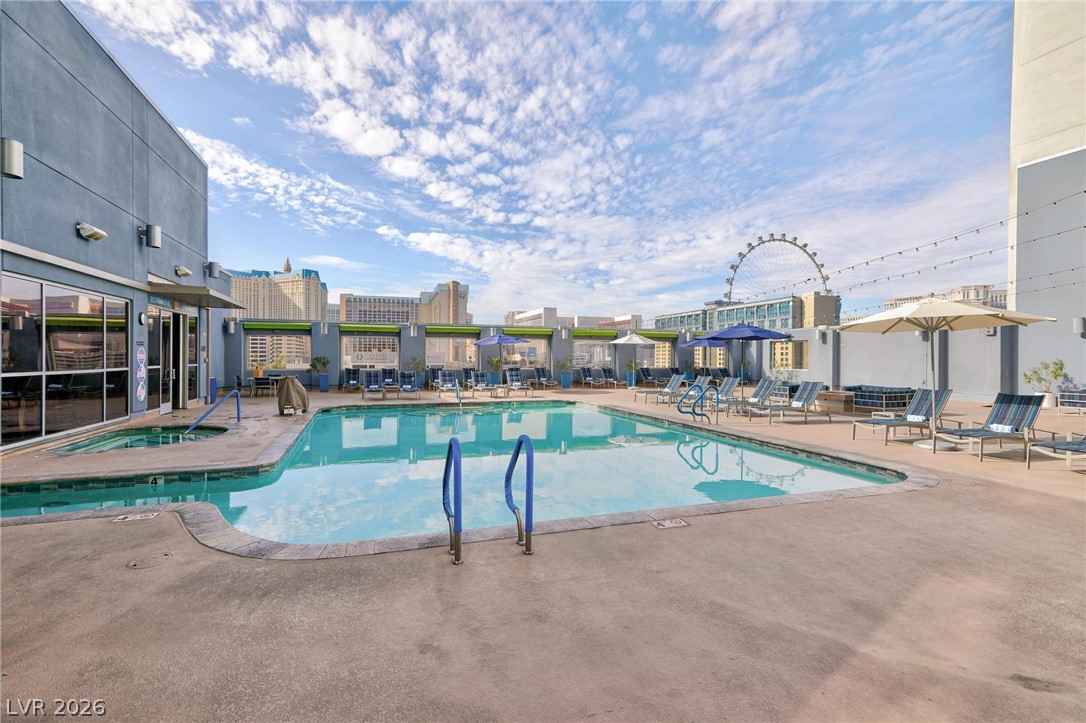 Photo 23 of 39, 211 E Flamingo Road #1003
