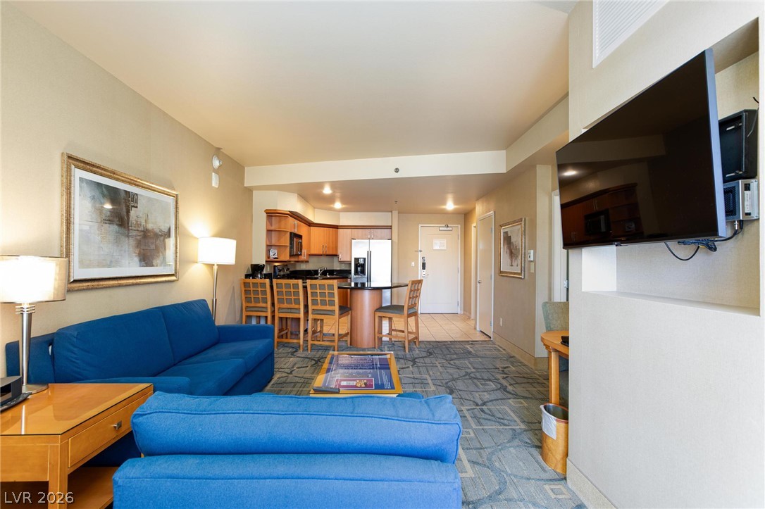 Photo 8 of 39, 211 E Flamingo Road #1003