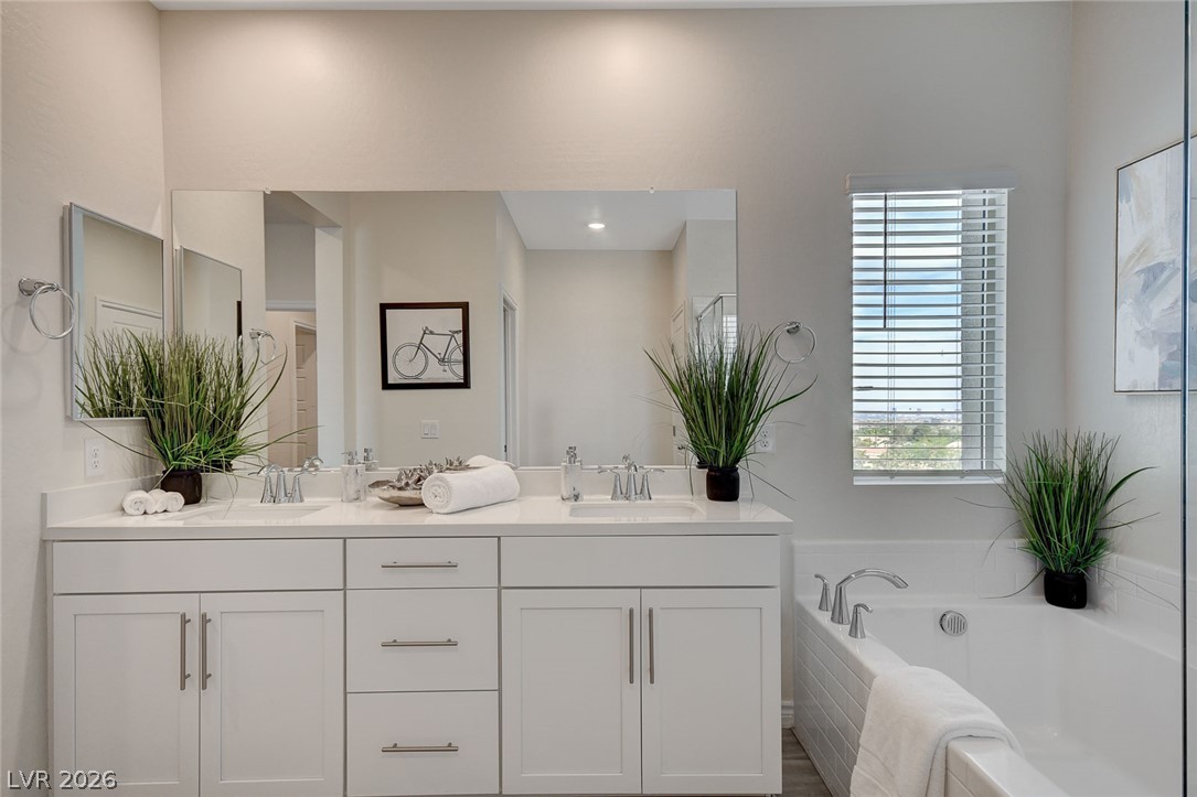 Photo 7 of 88, 600 N Carriage Hill Drive #1039