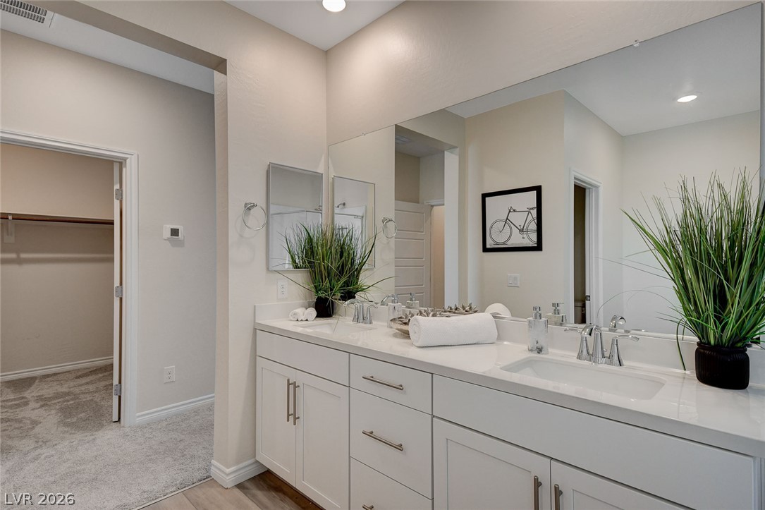 Photo 49 of 88, 600 N Carriage Hill Drive #1039
