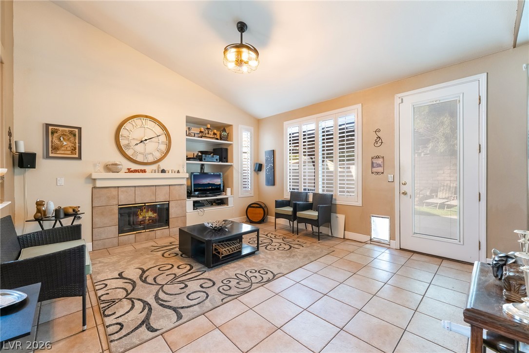 Photo 10 of 51, 8185 Bonaventure Drive
