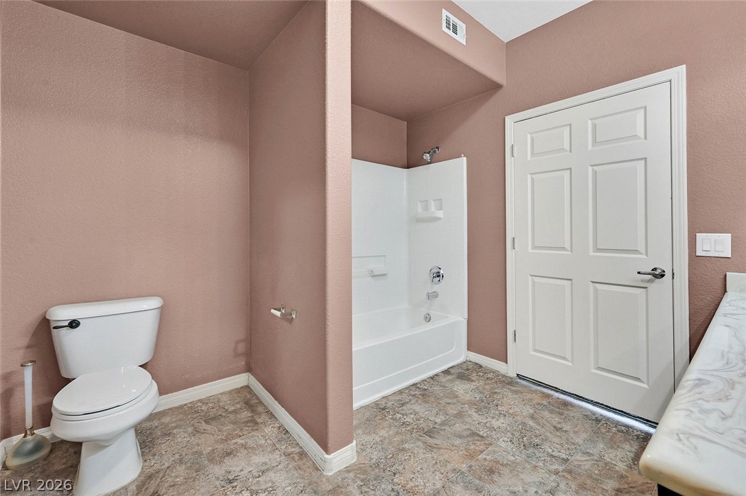 Photo 17 of 28, 8777 W Maule Avenue #1098