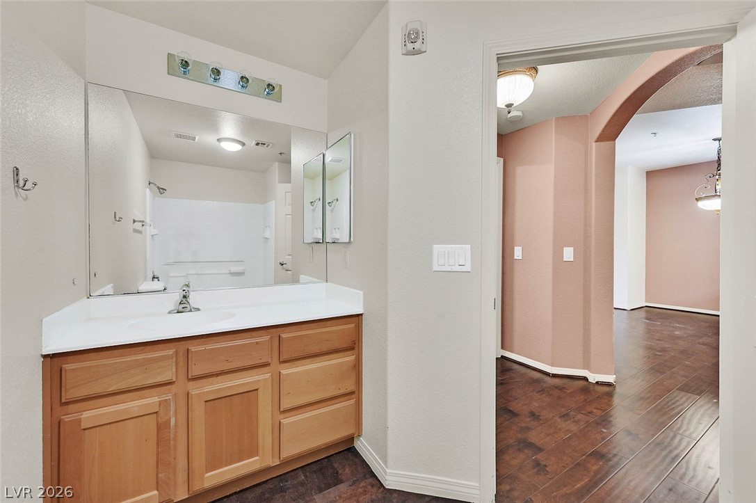 Photo 21 of 28, 8777 W Maule Avenue #1098
