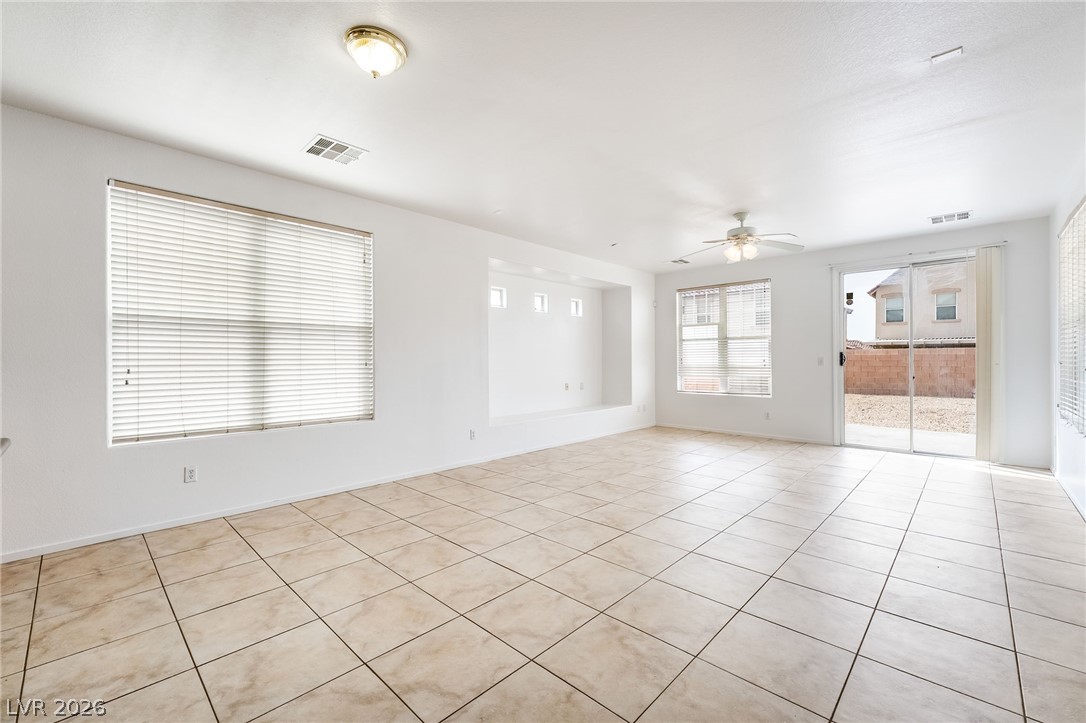 Photo 6 of 34, 2909 Aspen Club Avenue