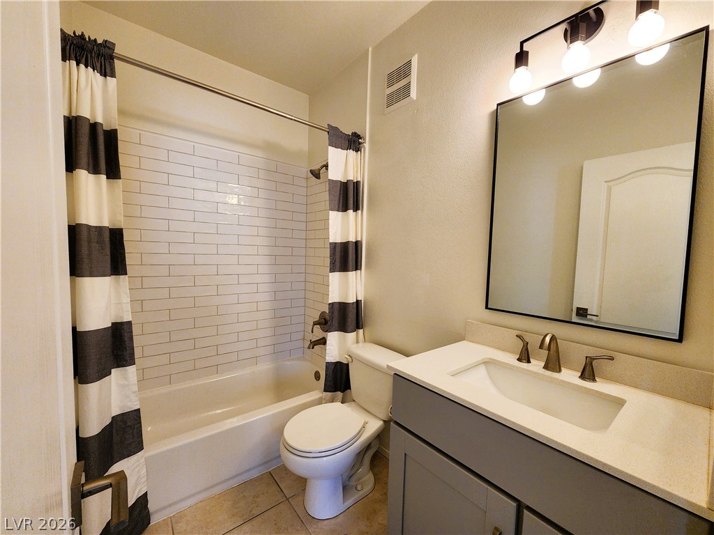 Photo 19 of 27, 9901 Trailwood Drive #2158