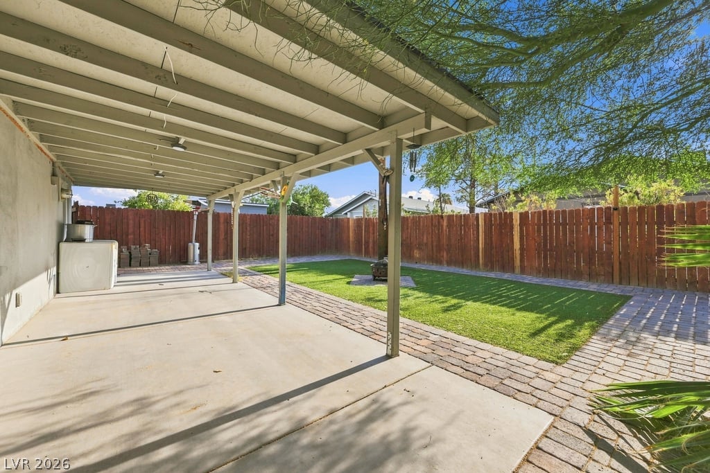 Photo 5 of 2545 Salt Lake Street