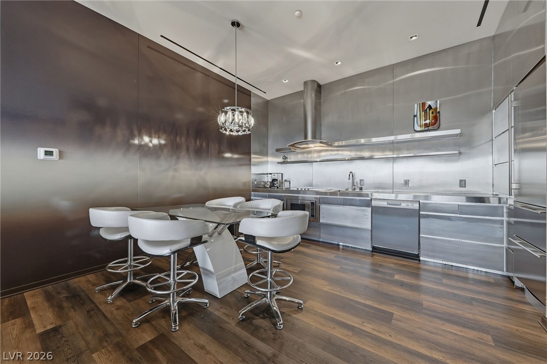 Photo 9 of 32, 4381 W Flamingo Road #58301