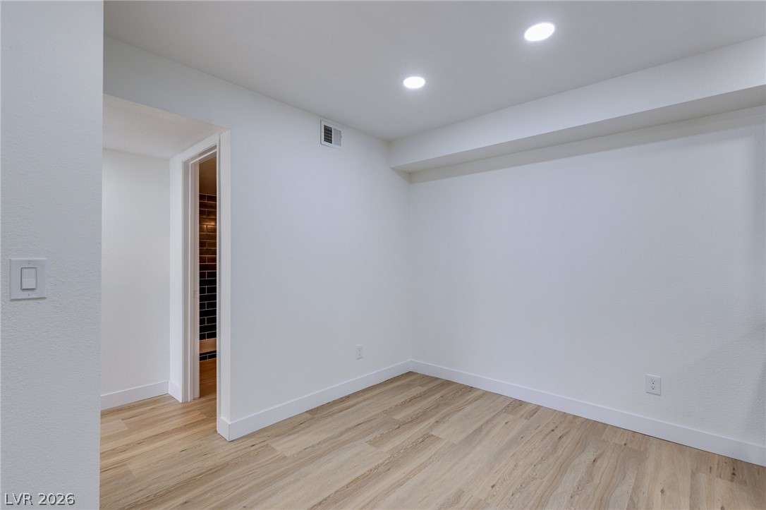 Photo 11 of 28, 2451 N Rainbow Boulevard #2065