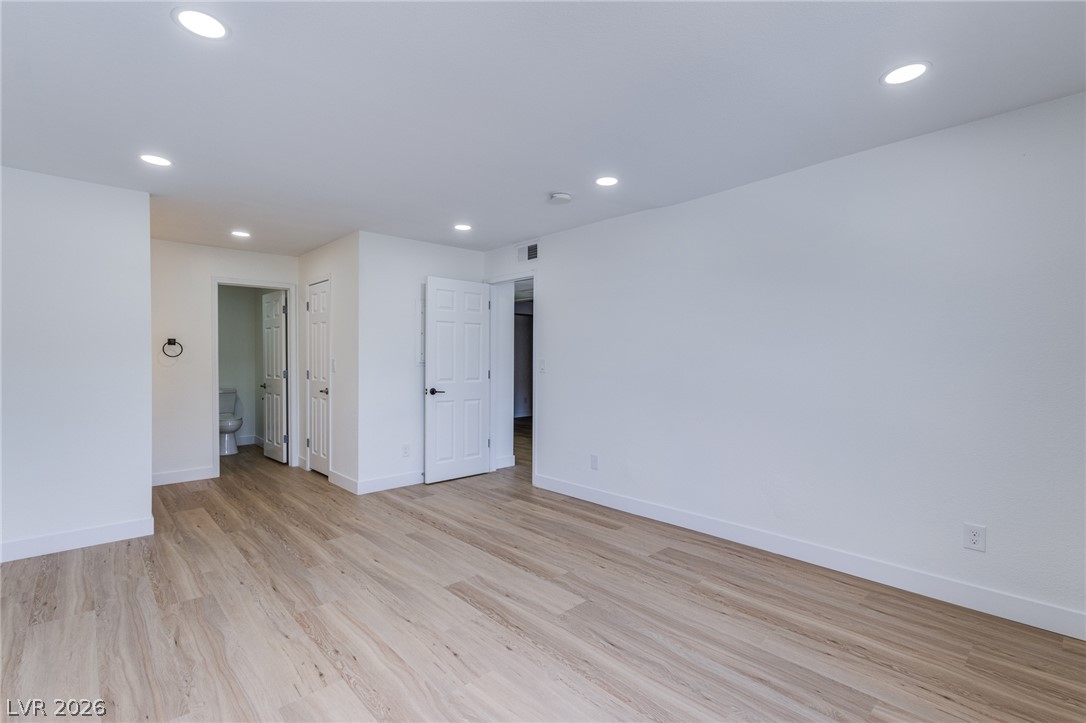 Photo 16 of 28, 2451 N Rainbow Boulevard #2065