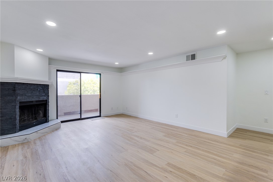 Photo 9 of 28, 2451 N Rainbow Boulevard #2065