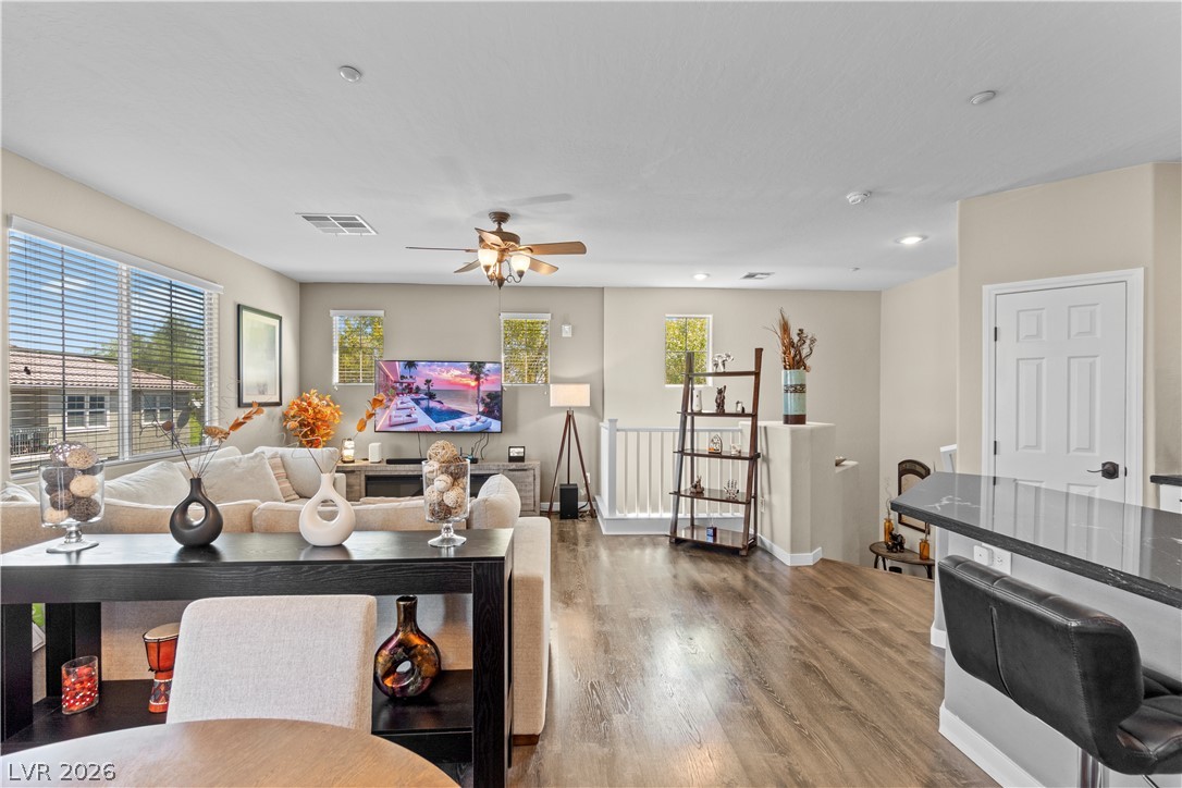 Photo 11 of 35, 495 Dorchester Bend Avenue #3