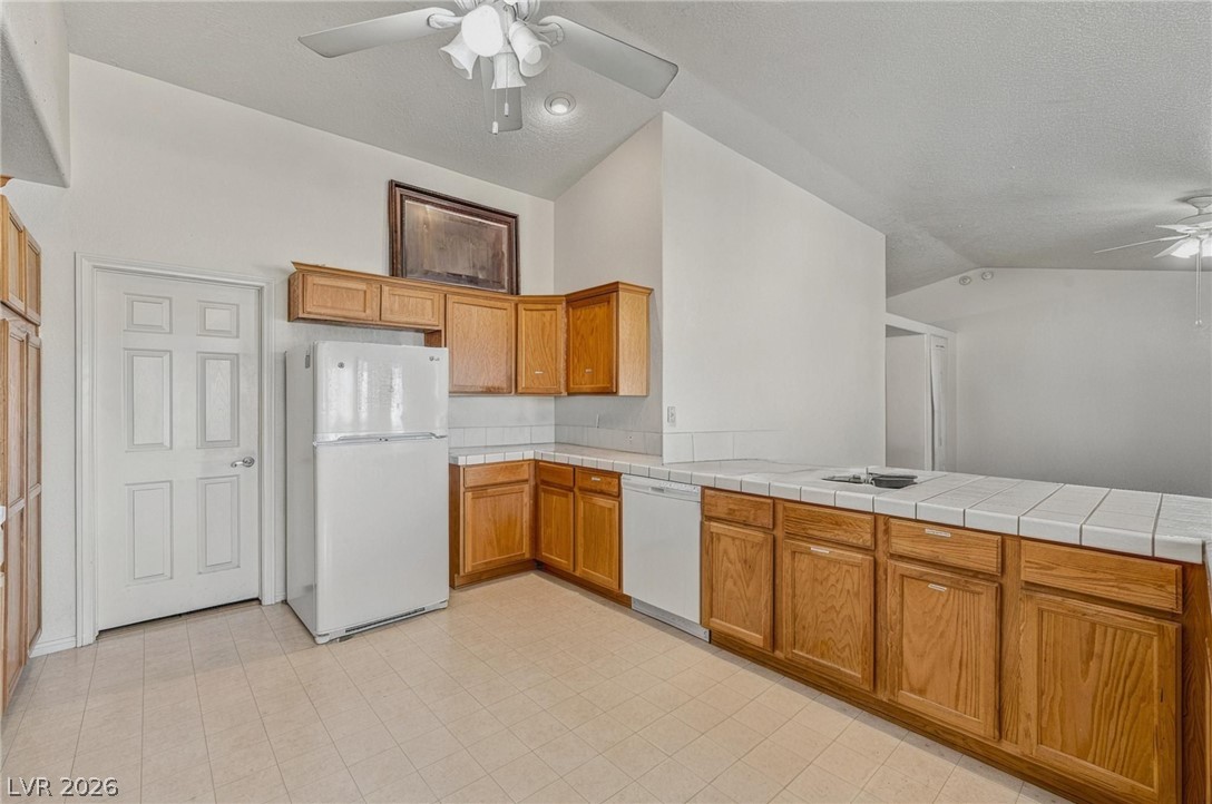 Photo 10 of 40, 3080 E Cactus Street