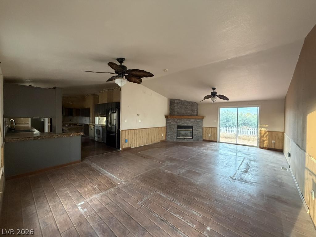 Photo 19 of 46, 2390 Christie Court