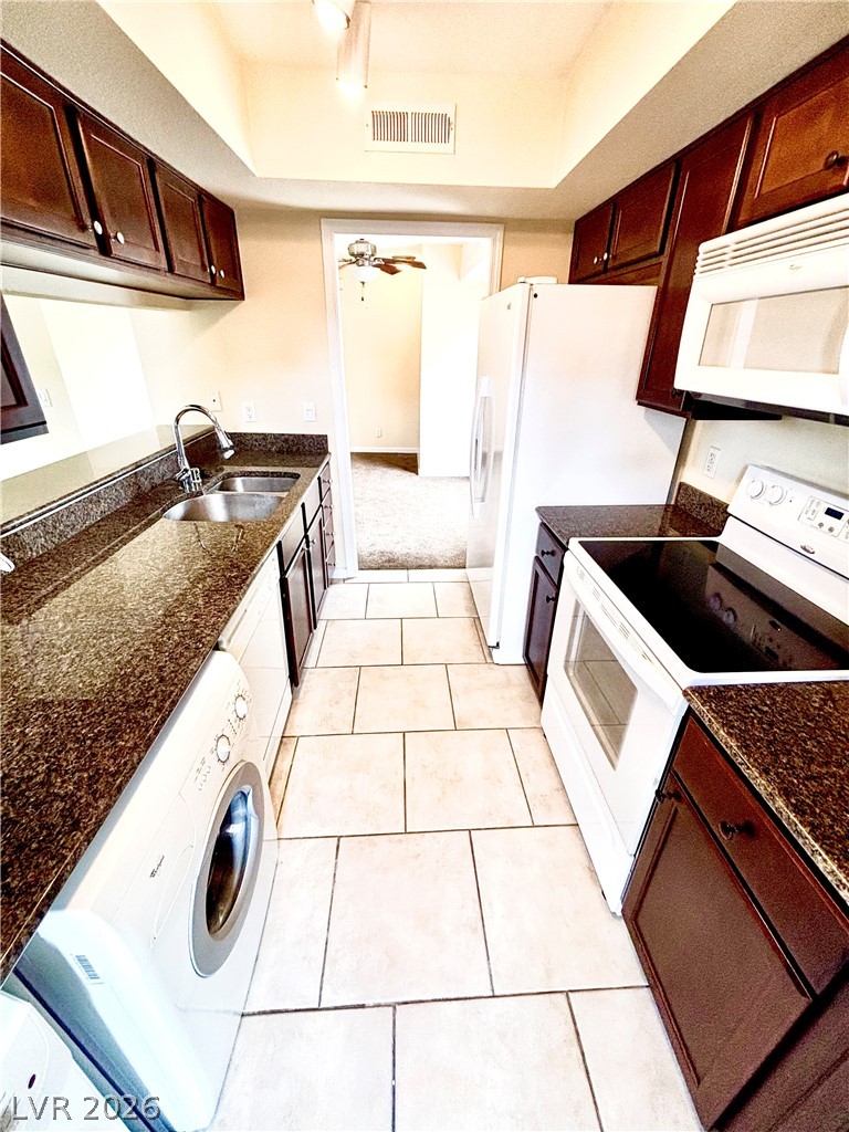 Photo 7 of 14, 2838 Geary Place #4020