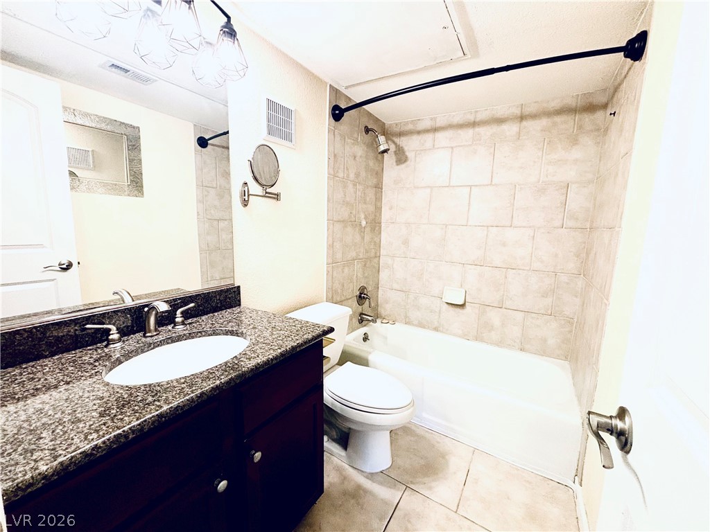 Photo 11 of 14, 2838 Geary Place #4020