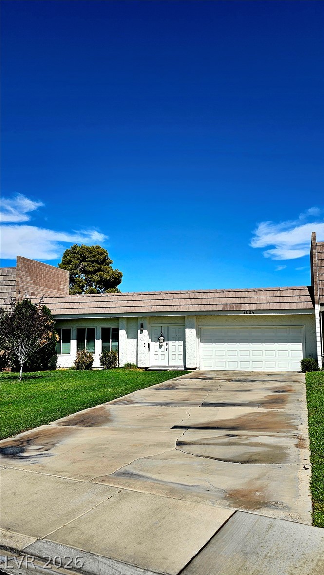 Photo 4 of 3604 Braewood Drive
