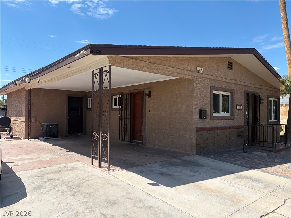 Photo 3 of 5213 Pebble Beach Boulevard