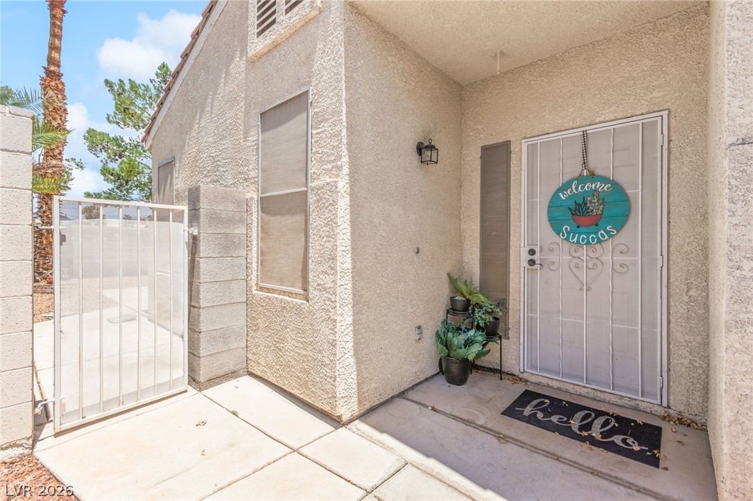 Photo 10 of 39, 7353 Ridge Star Court