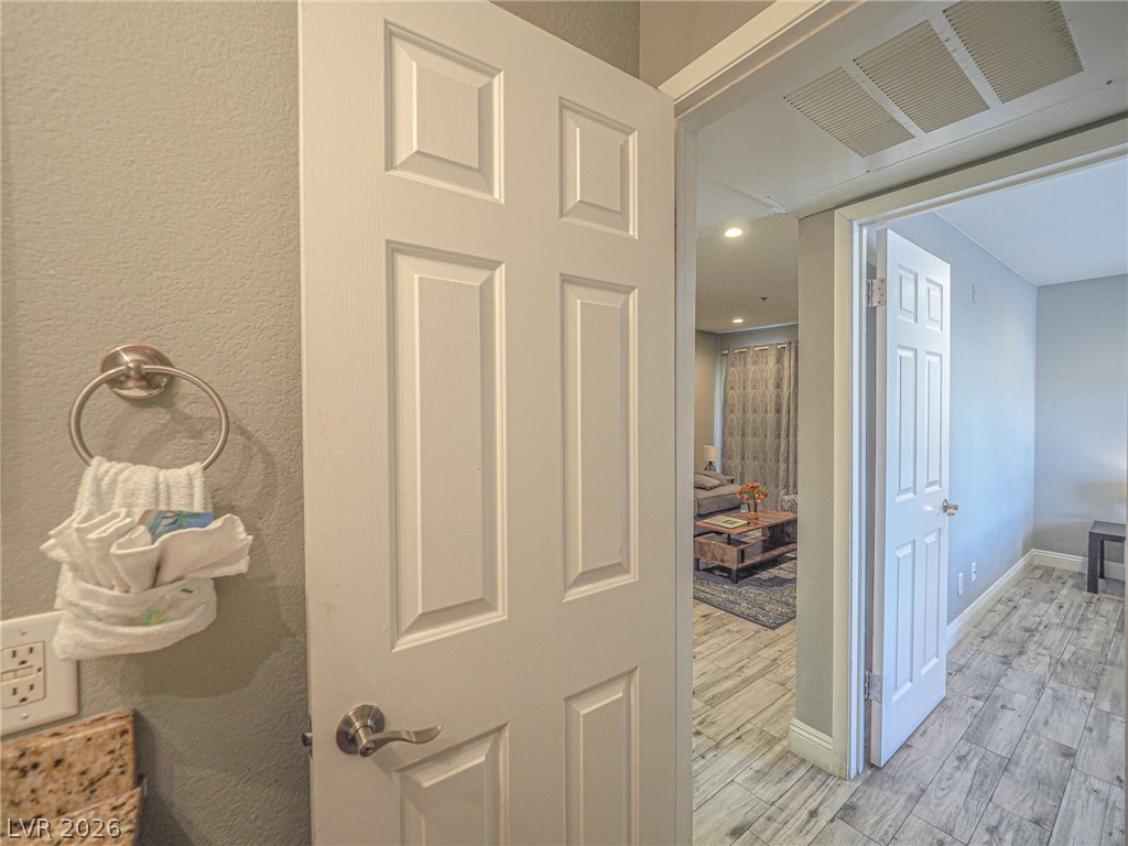 Photo 87 of 99, 4200 S Valley View #1085