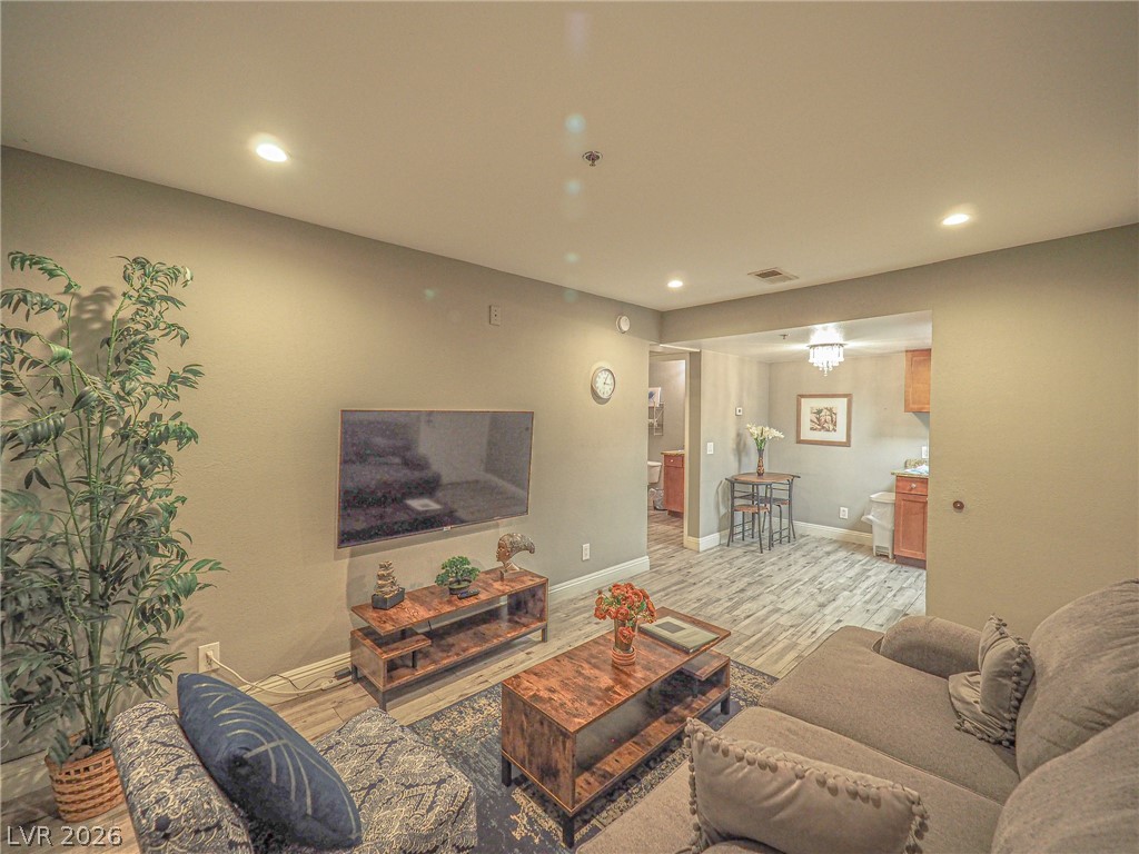 Photo 27 of 99, 4200 S Valley View #1085