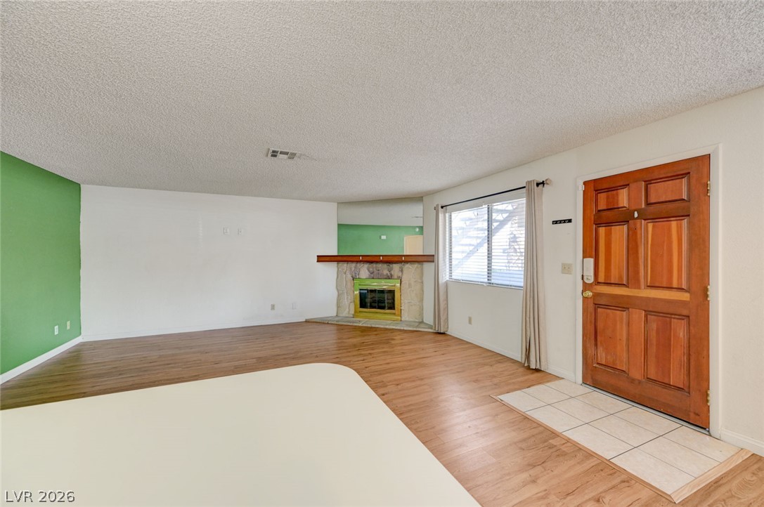 Photo 21 of 34, 1101 Falconhead Lane #101