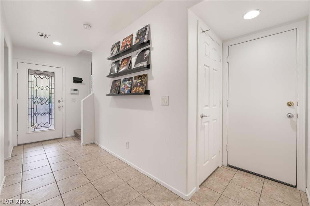 Photo 8 of 35, 9132 Gabardine Avenue
