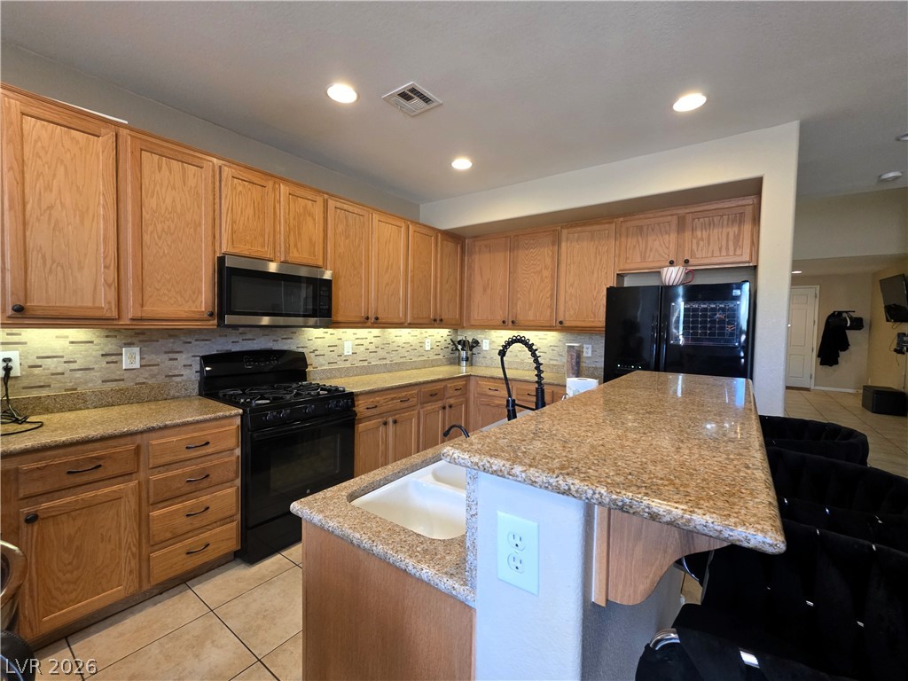 Photo 8 of 21, 5628 W Tideview Street