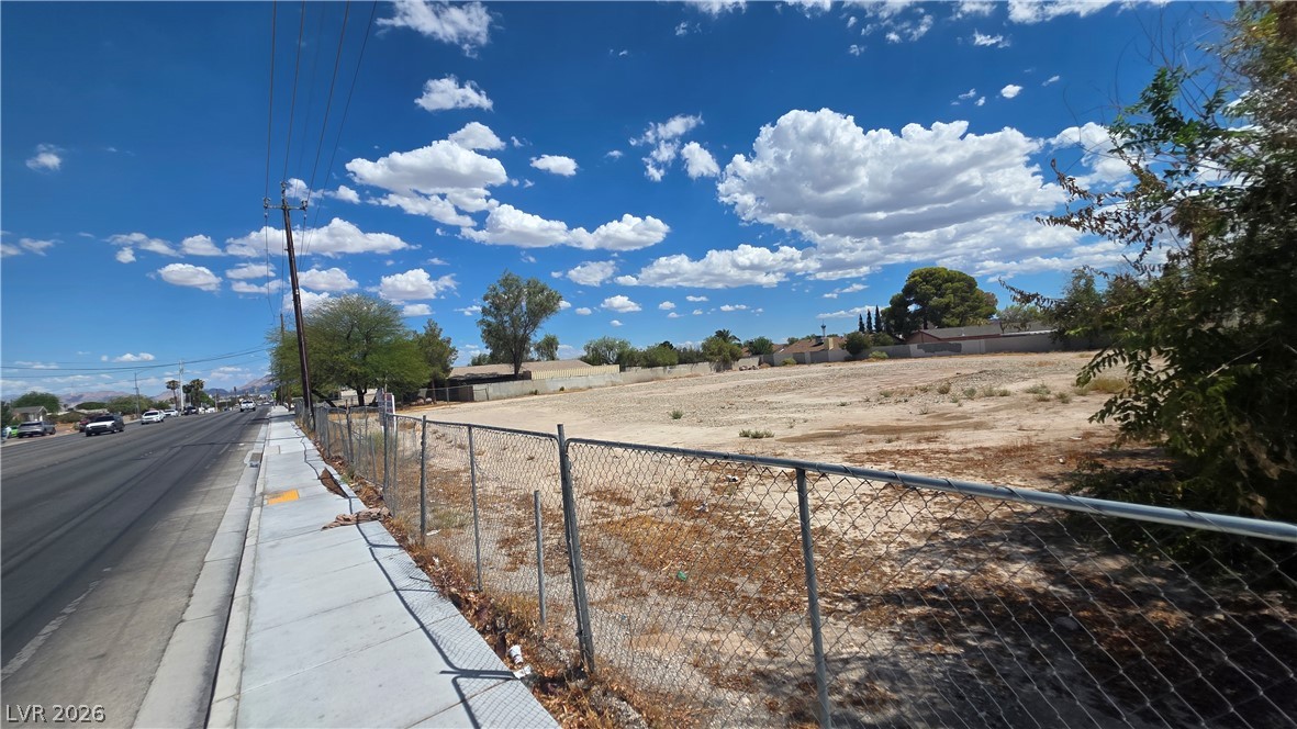Photo 8 of 10, 3995 W Vegas Drive