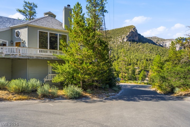 Photo 3 of 3910 White Fir Way