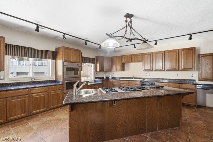 Photo 20 of 79, 3910 White Fir Way