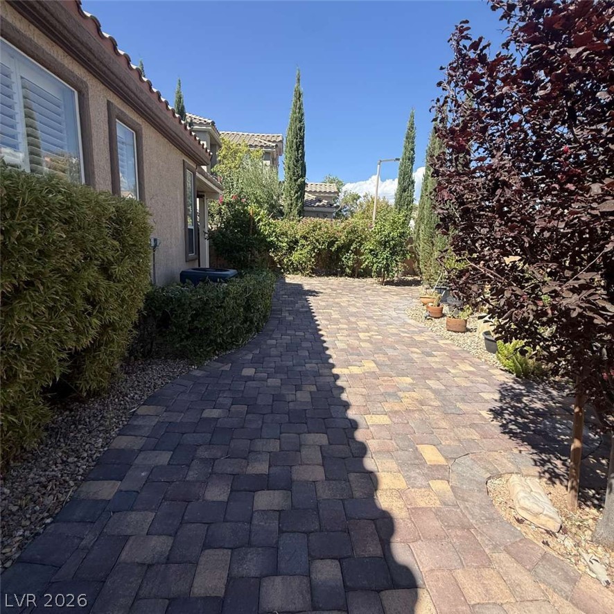 Photo 4 of 9329 Eagle Ridge Drive
