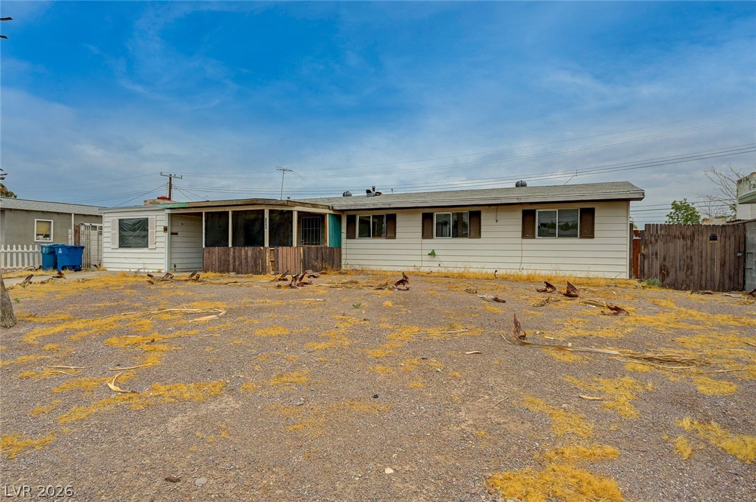 Photo 2 of 140 Kola Street