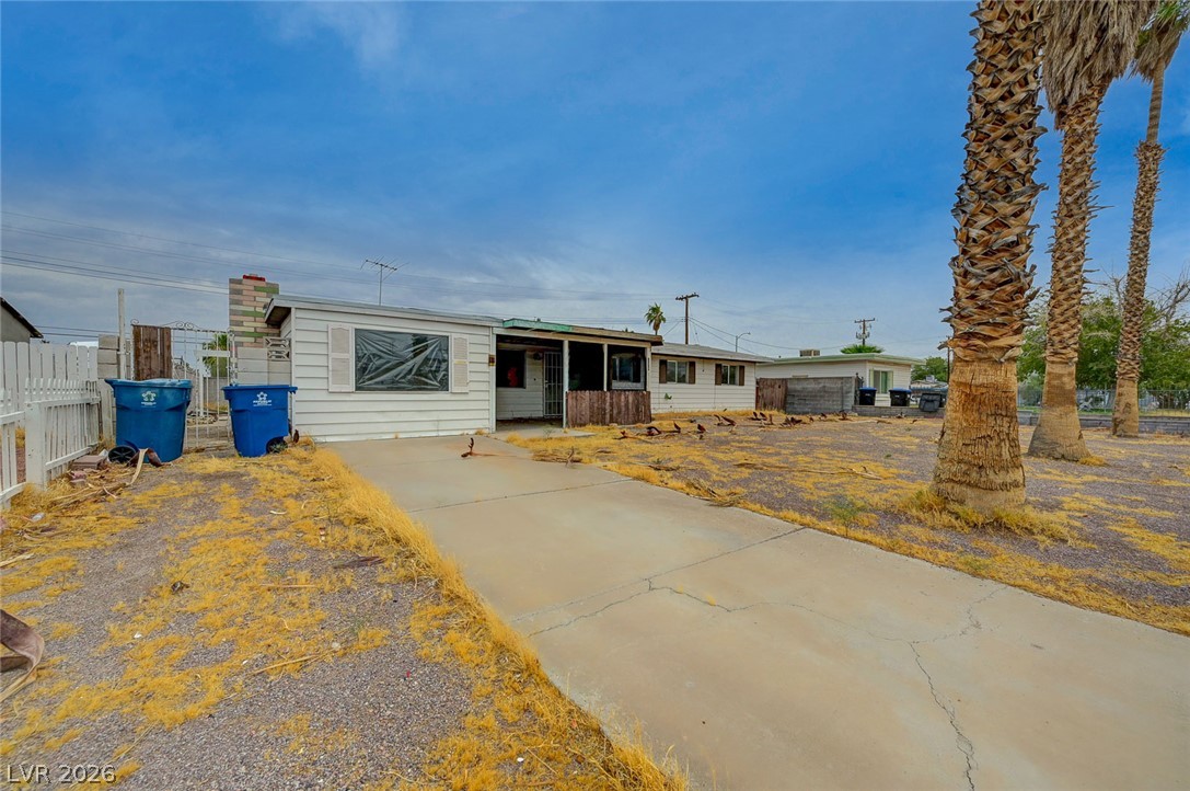 Photo 3 of 140 Kola Street