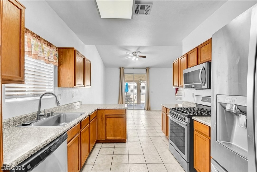 Photo 4 of 5129 Coral Beach Street