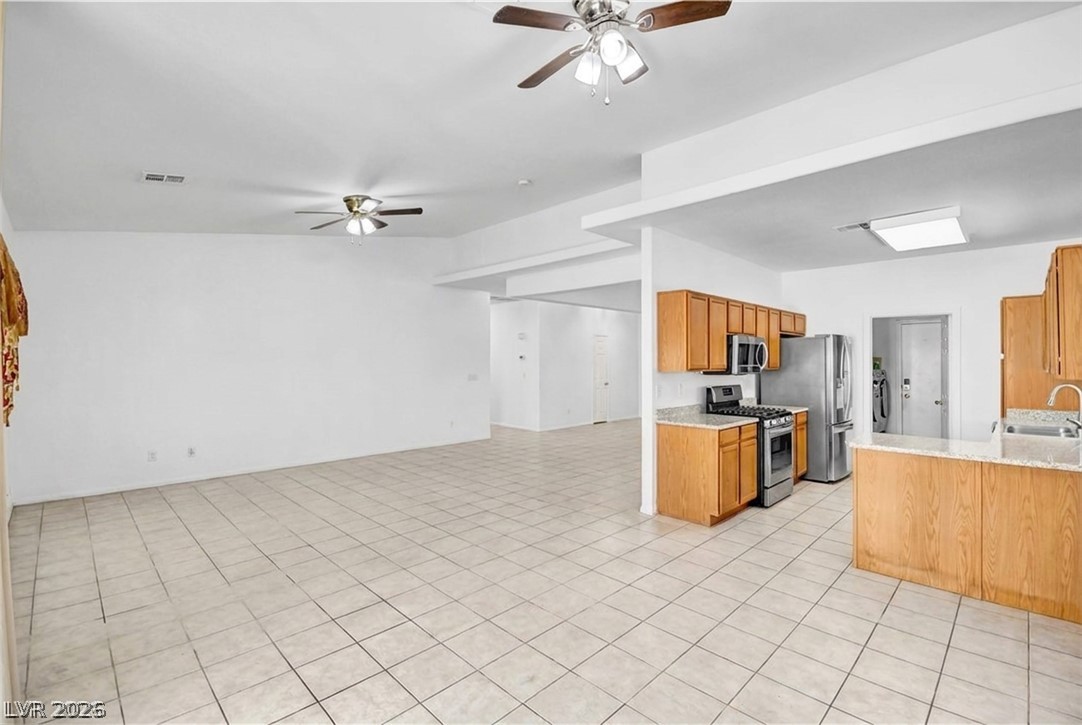 Photo 12 of 47, 5129 Coral Beach Street