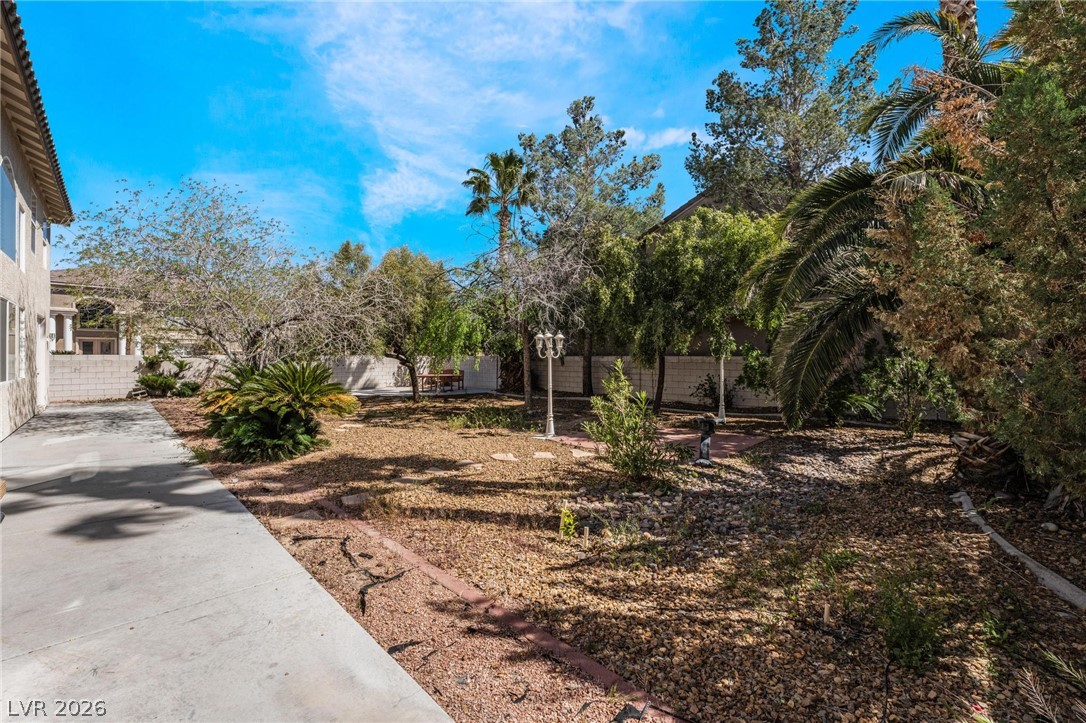 Photo 44 of 51, 8901 Goldstone Avenue
