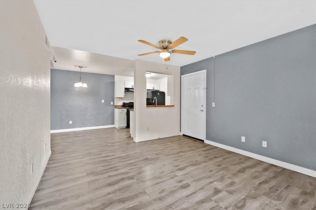 Photo 8 of 25, 220 Mission Newport Lane #105