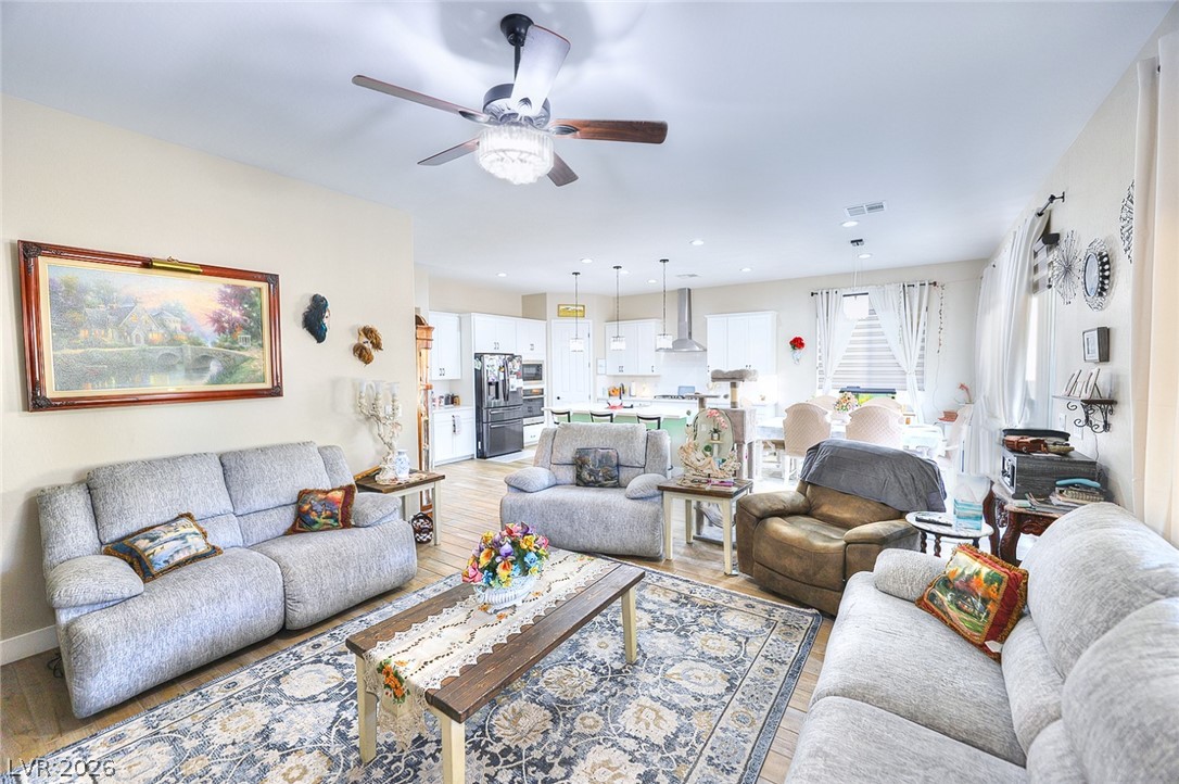 Photo 7 of 20, 6308 Gambetta Street
